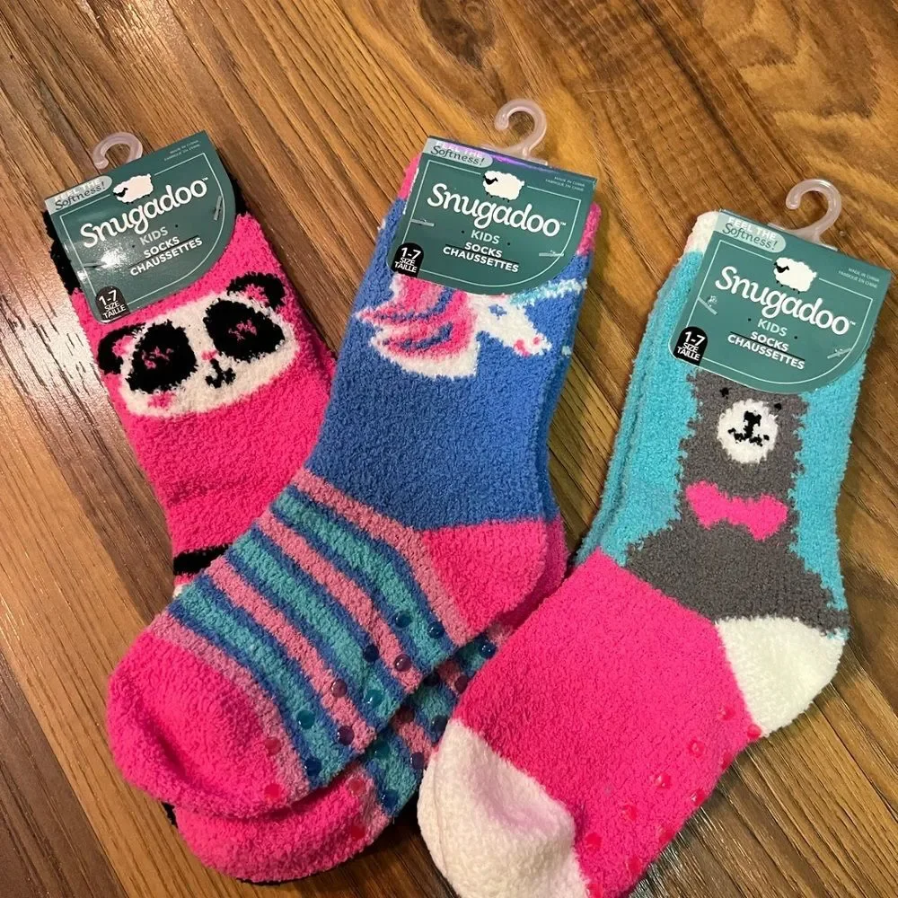 Snugadoo Kids Soft Socks Size 1-7 non-slip 3 pairs NWT